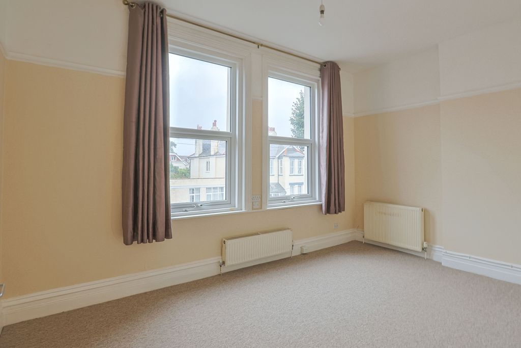 Property photo 2 of 13 333A4282