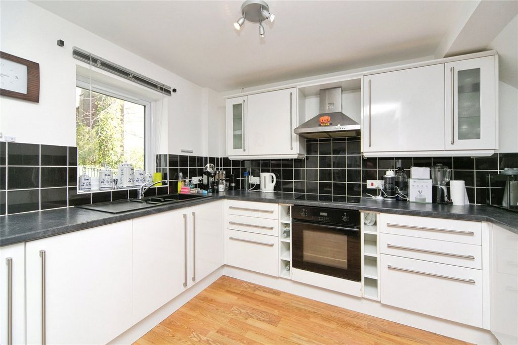 Property photo 3 of 19 Picture No. 19