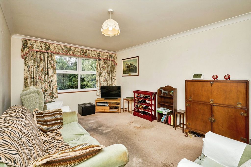Property photo 3 of 12 Picture No. 09