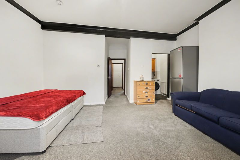 Property photo 3 of 11 Photo 10