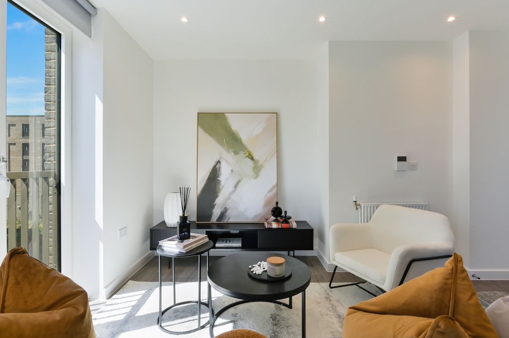 Property photo 3 of 19