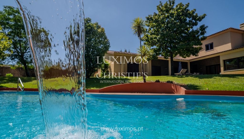 Property photo 1 of 25