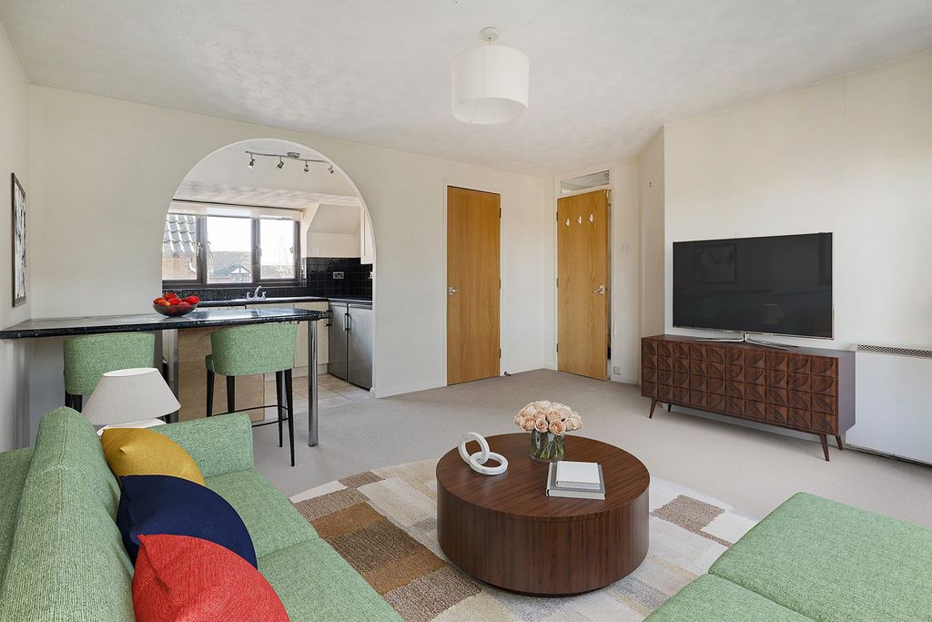 Property photo 2 of 6 2