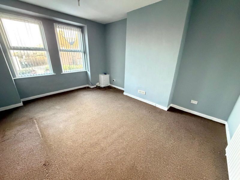 Property photo 2 of 6 Photo 1