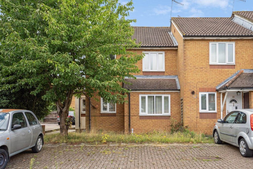 Property photo 1 of 9