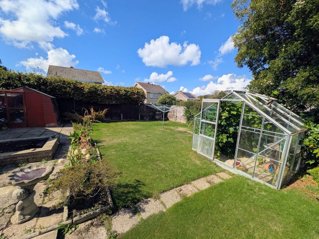 Property photo 2 of 16