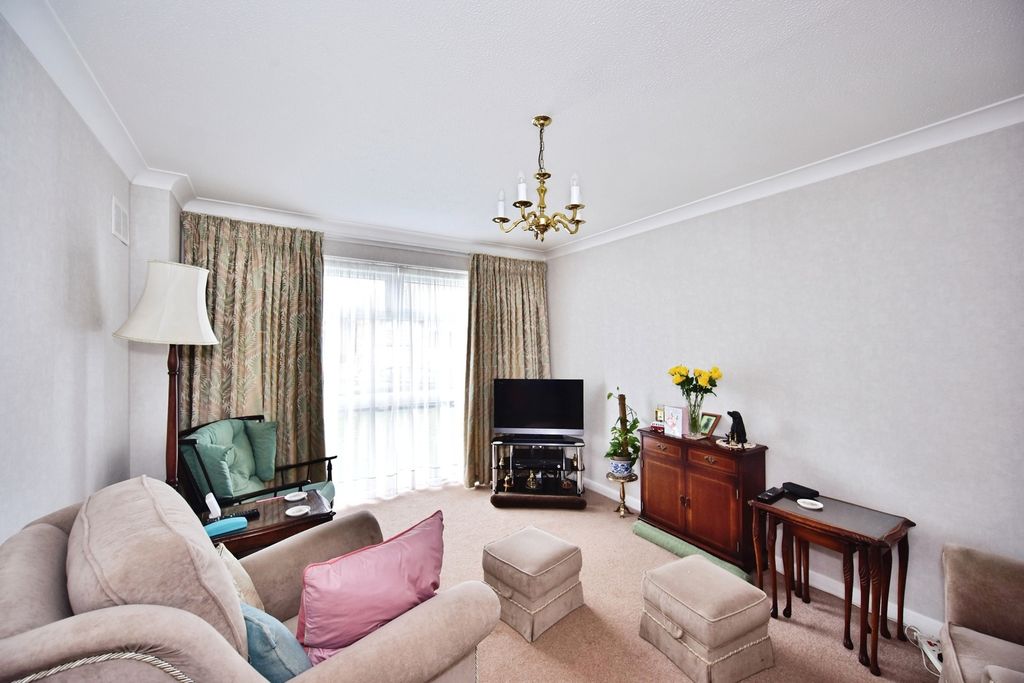 Property photo 2 of 16 Pbox-Img.Jpg