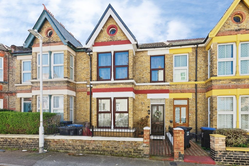 Property photo 1 of 20 Pbox-Img.Jpg