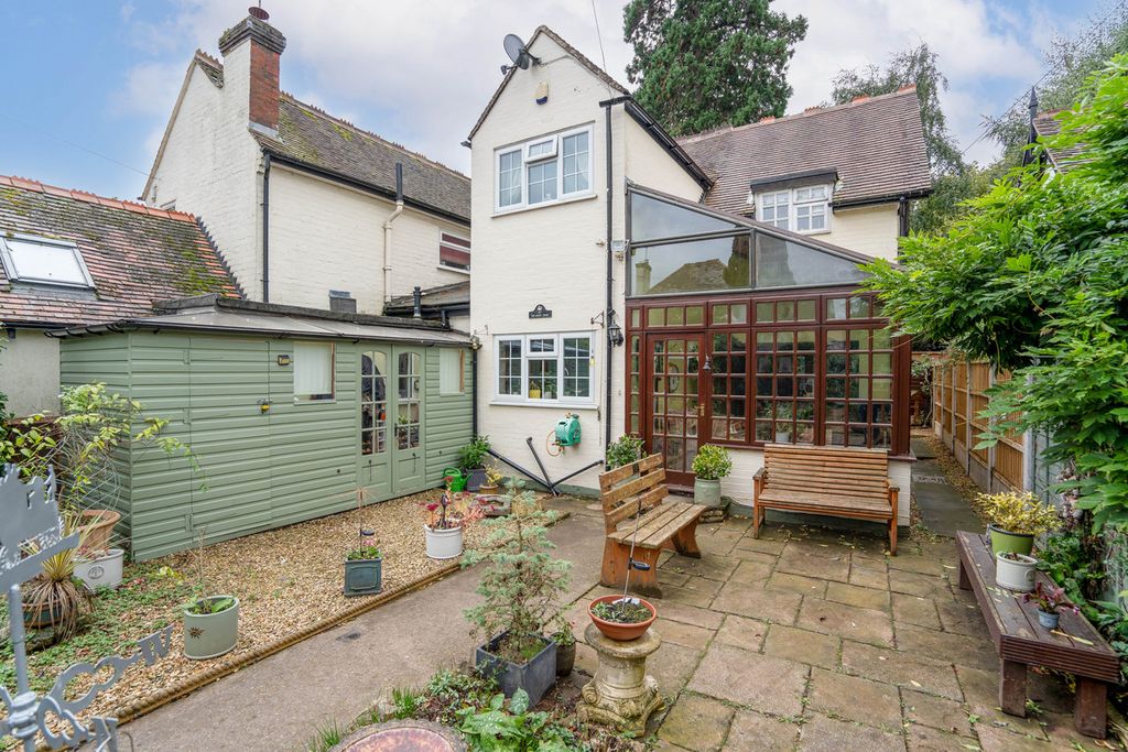 Property photo 2 of 19