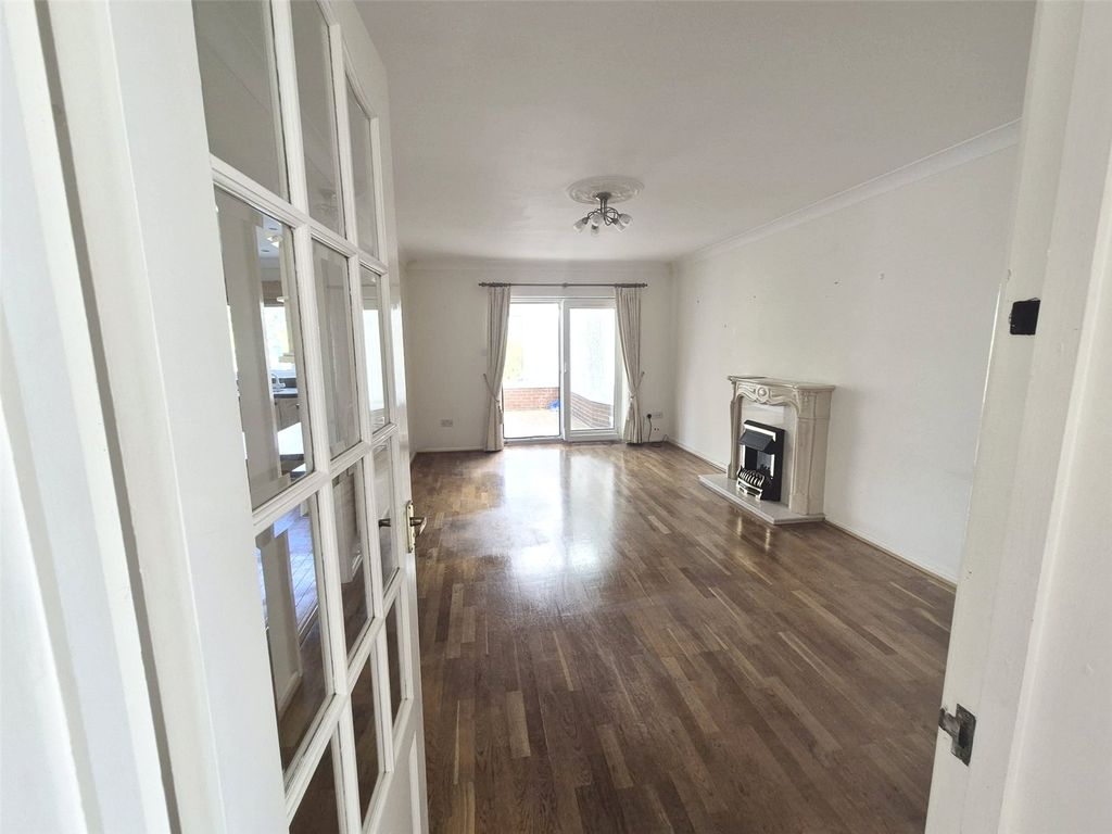 Property photo 3 of 19 Picture No. 41
