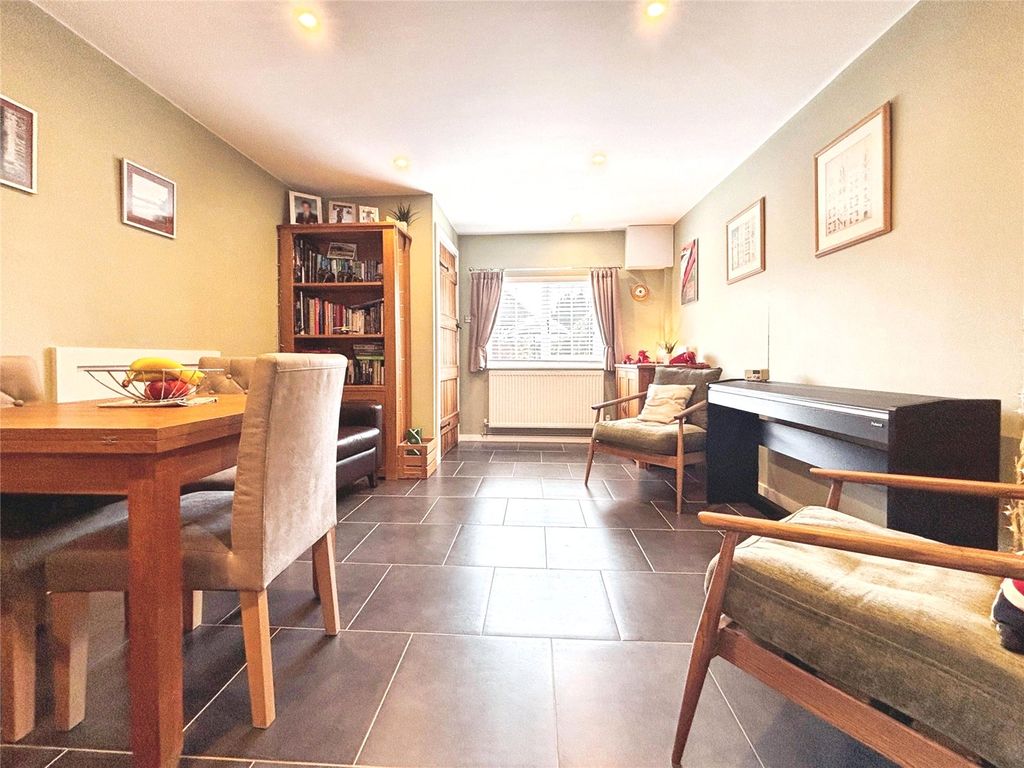 Property photo 3 of 28 Dining Room
