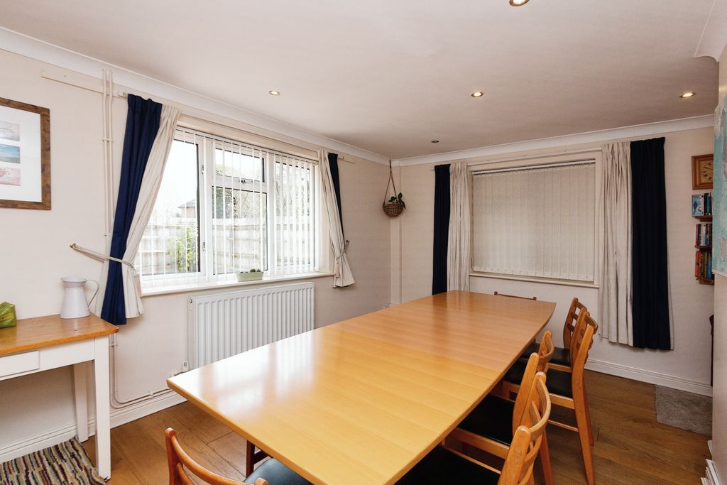 Property photo 3 of 15 Photography