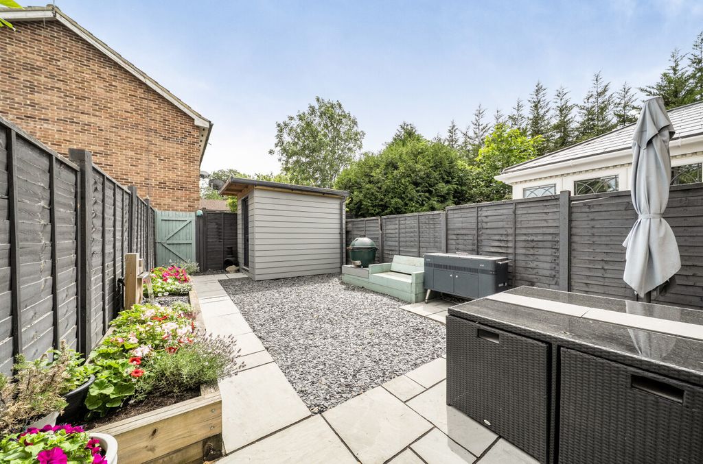 Property photo 2 of 17 1478031-1-6A34014...