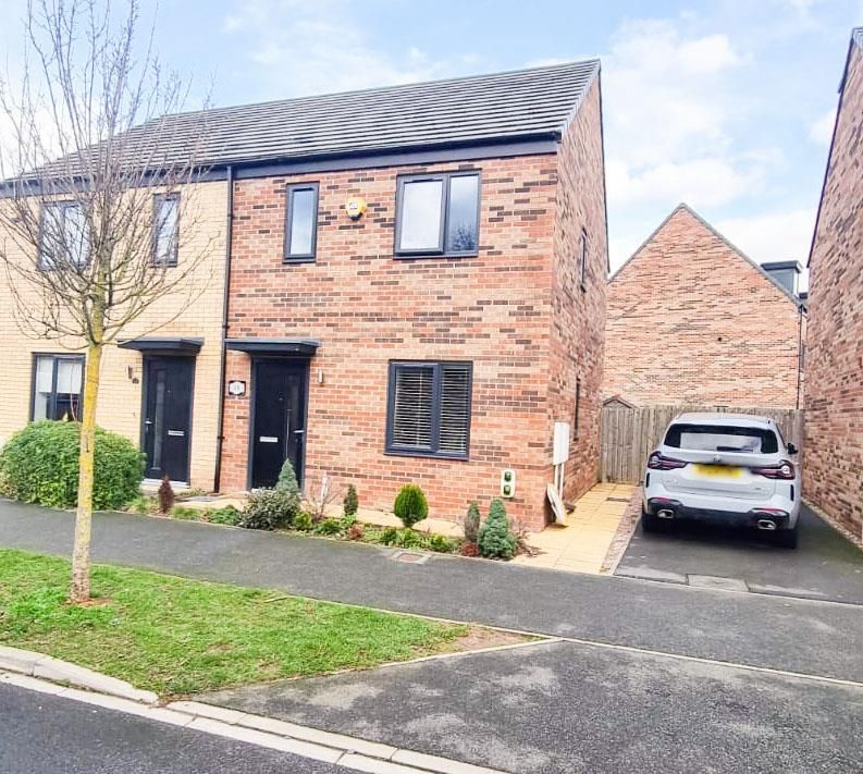 Property photo 1 of 1 Front