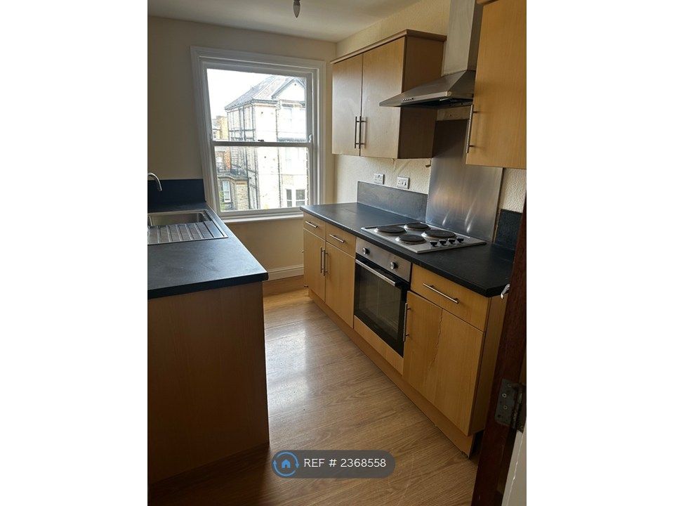 Property photo 1 of 12 Kitchen