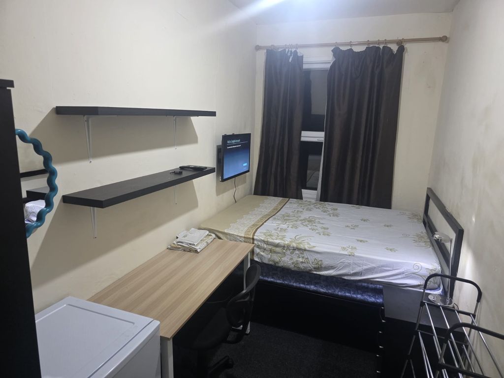 Property photo 1 of 4