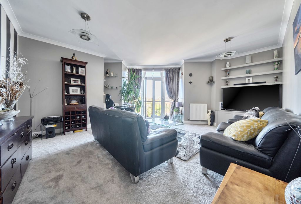 Property photo 3 of 21 1430678-6-69d5094...