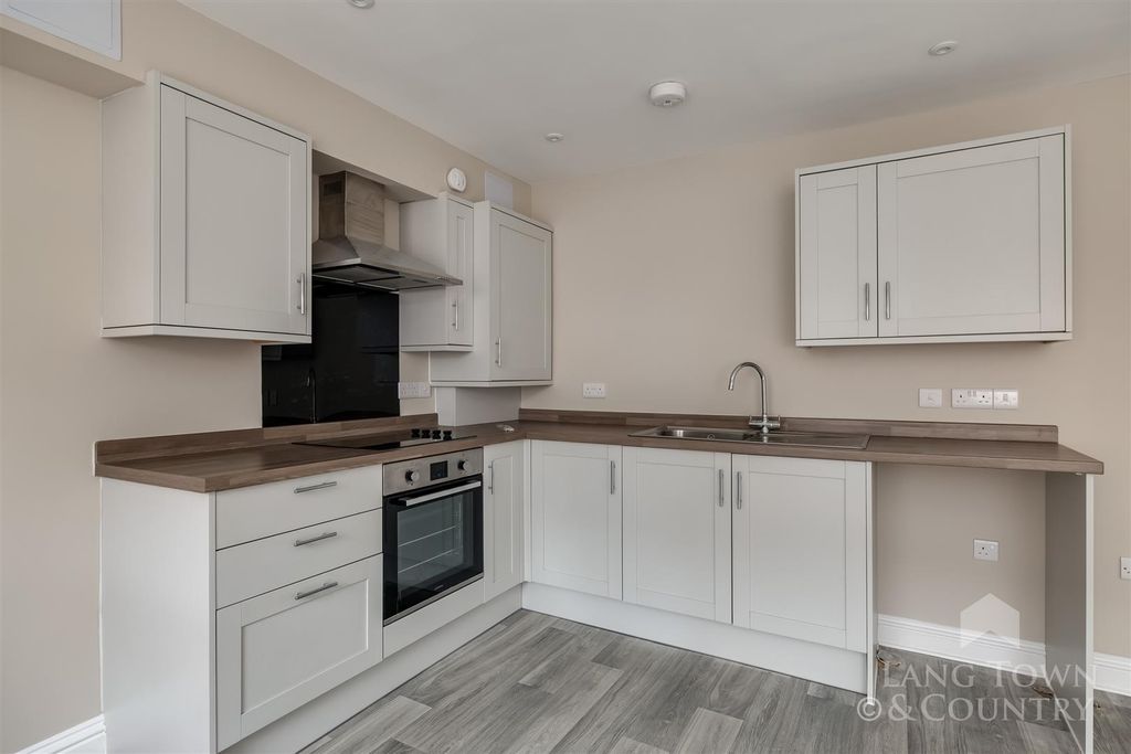 Property photo 3 of 7 0011.Jpg