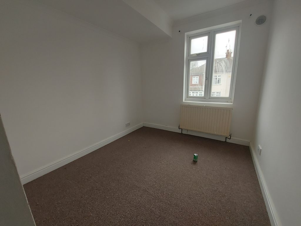 Property photo 3 of 6 Gallery