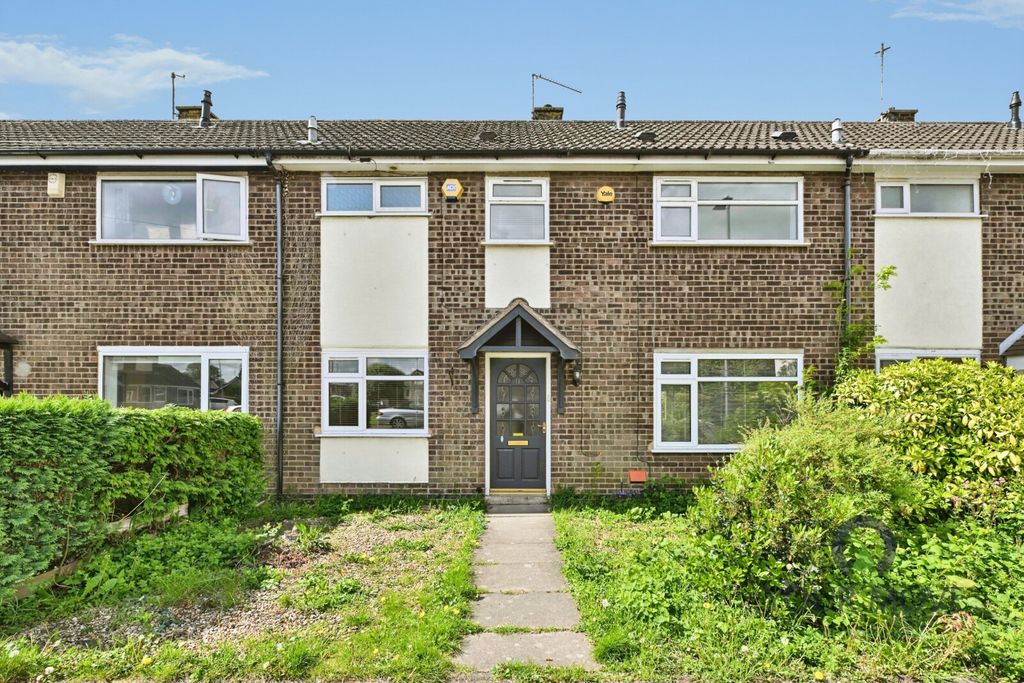 Property photo 1 of 17 Front