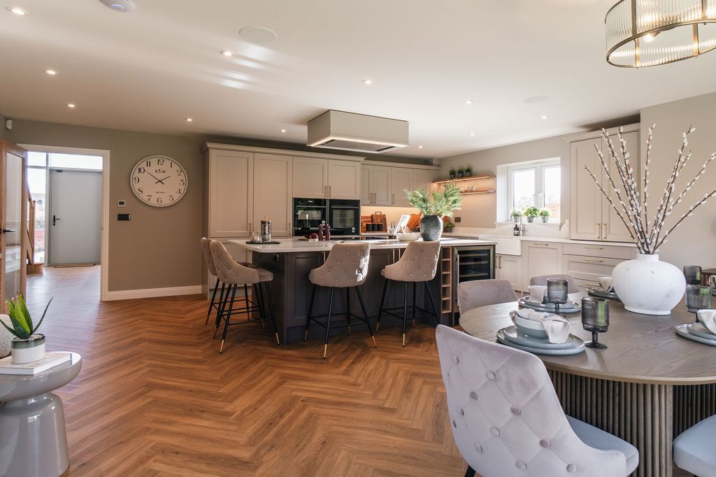 Property photo 1 of 26