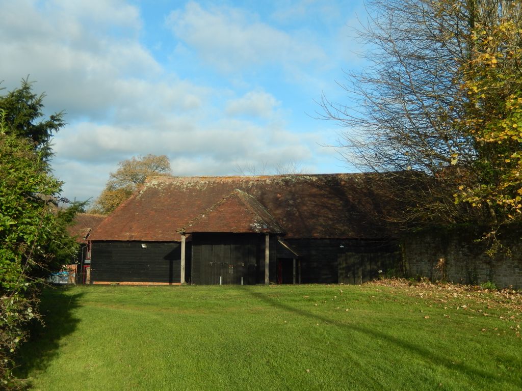 Property photo 2 of 11