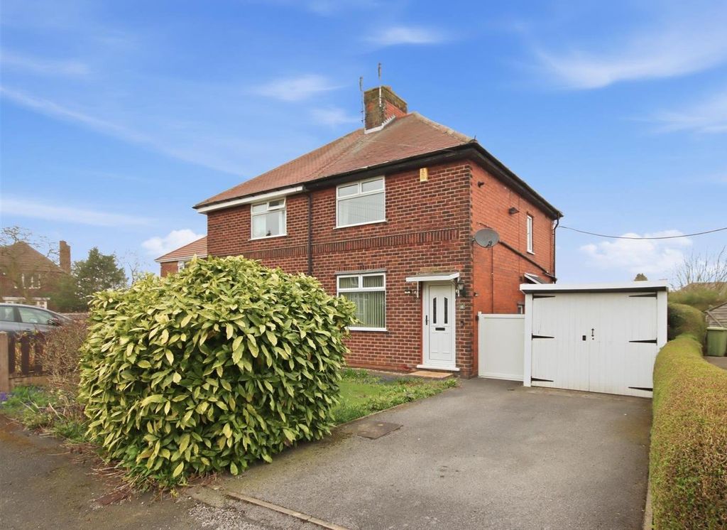 Property photo 1 of 13 Front