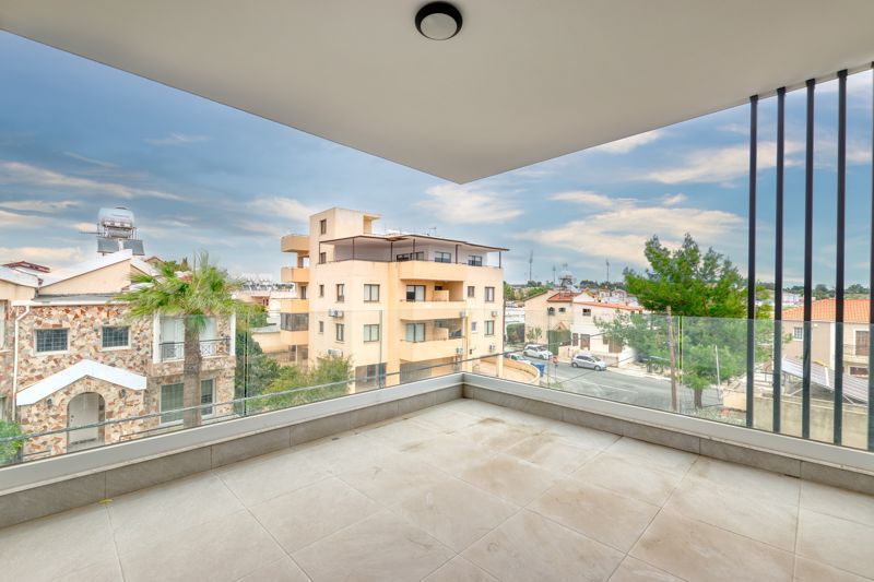 Property photo 1 of 14 Balcony
