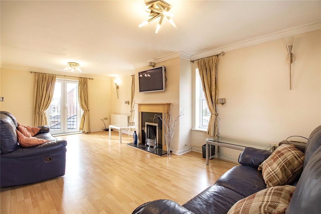 Property photo 3 of 16 Picture No. 56