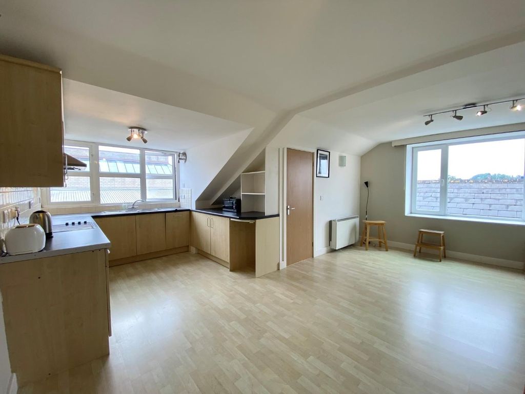 Property photo 2 of 14 13.Jpg