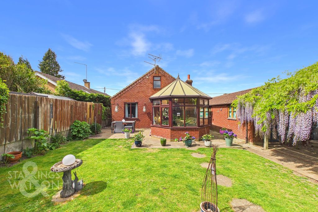 Property photo 1 of 34
