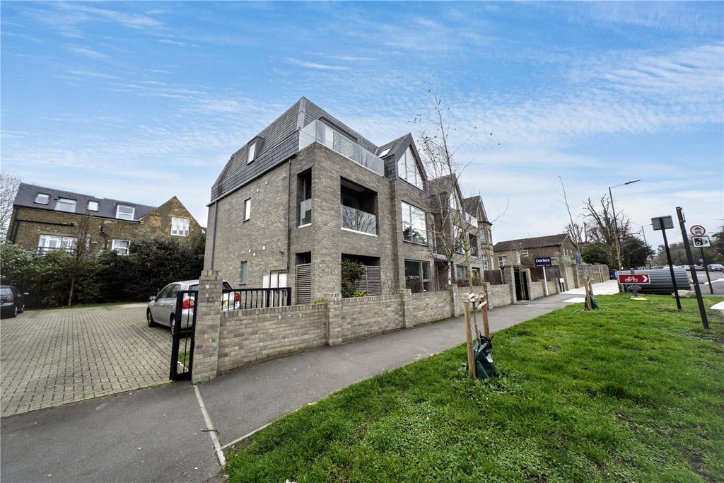 Property photo 1 of 12 Picture No. 15