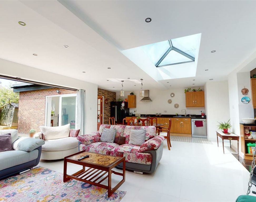 Property photo 2 of 15