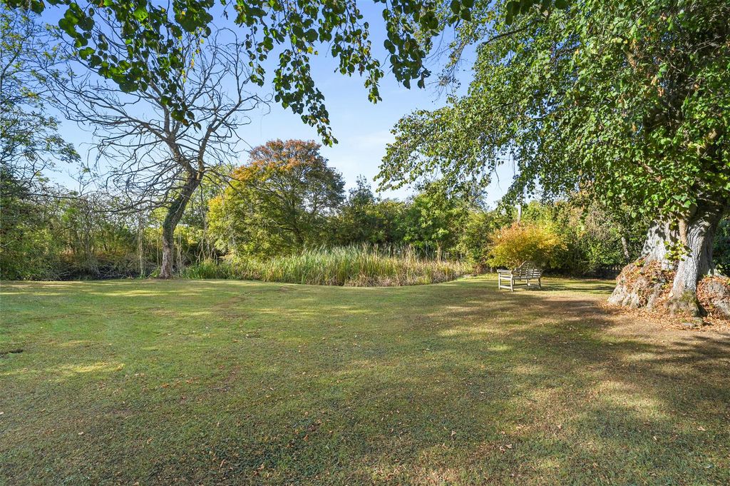 Property photo 3 of 40 Pt-Sheri-Theglebe-57.Jpg