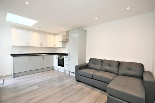 Property photo 1 of 11 2Â Bedroom Flat For Rent