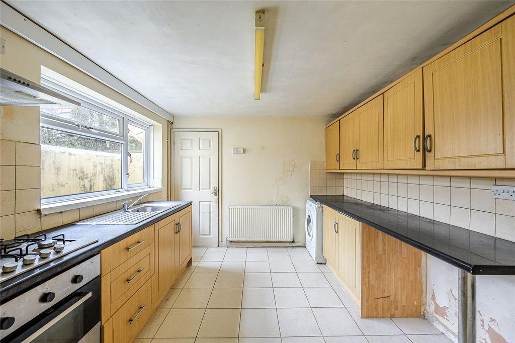 Property photo 2 of 19 Picture No. 03