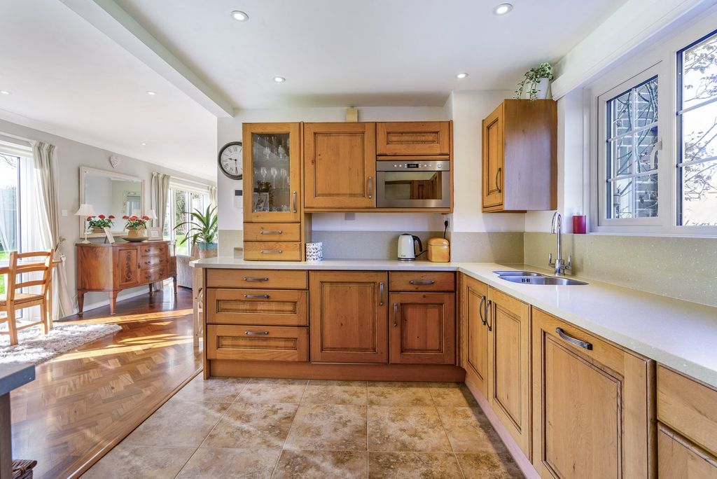 Additional image 9 of 4 bed detached house for saleLewes Road, East Grinstead RH19
