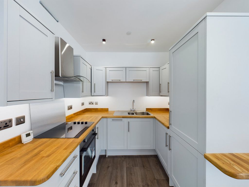 Property photo 2 of 10 Picture No. 04