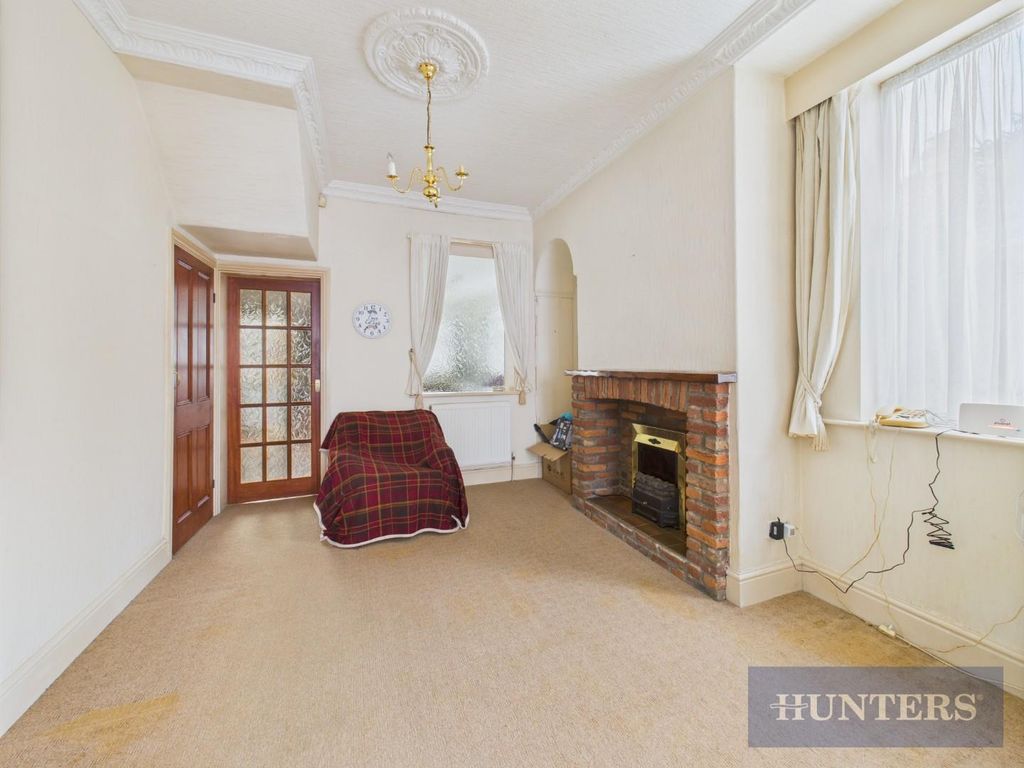Property photo 3 of 9 Cam05316G0-Pr0163-Still015.Jpg