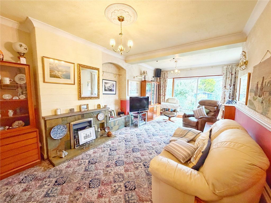 Property photo 3 of 22 Picture No. 04