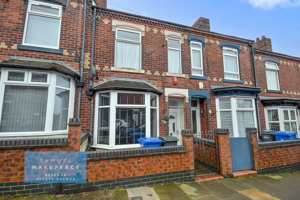 Property photo 1 of 16 Two Bedroom Terraced Property With Period Features