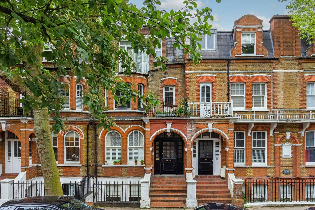 Property photo 2 of 24