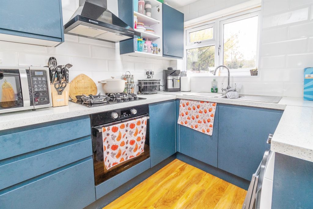 Property photo 3 of 17