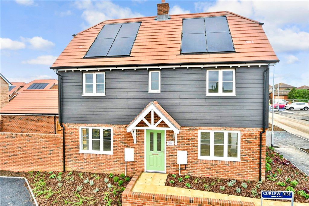 Property photo 1 of 7 Example Front