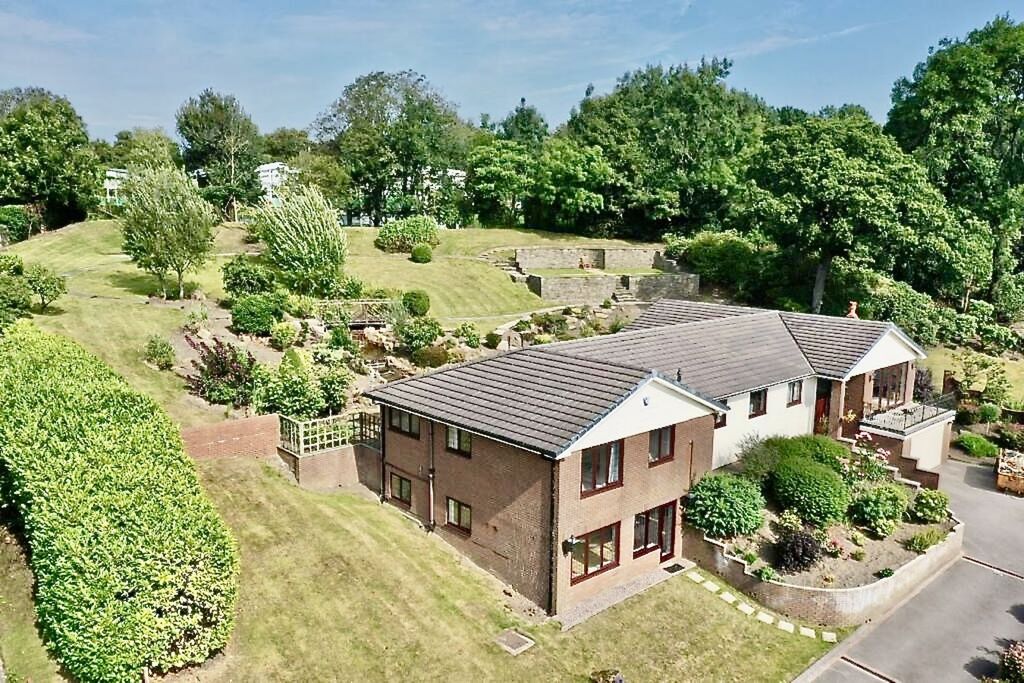 Property photo 1 of 70