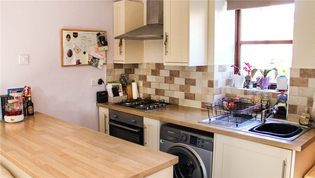 Property photo 3 of 16 Kitchen Area