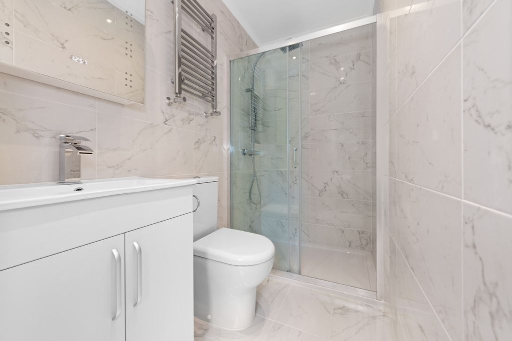 Property photo 3 of 17 3452-Hr-4.Jpg