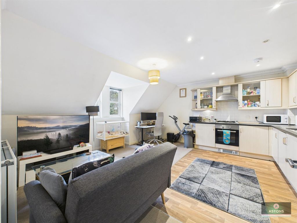 Property photo 1 of 7 Cam04622G0-Pr0116-Still001.Jpg