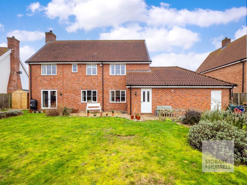 Property photo 3 of 27 Rear