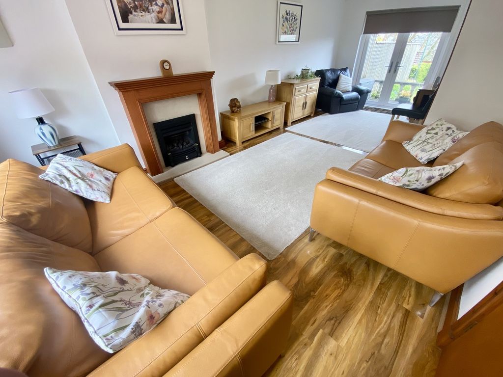 Property photo 2 of 18 Lounge-Dining Room